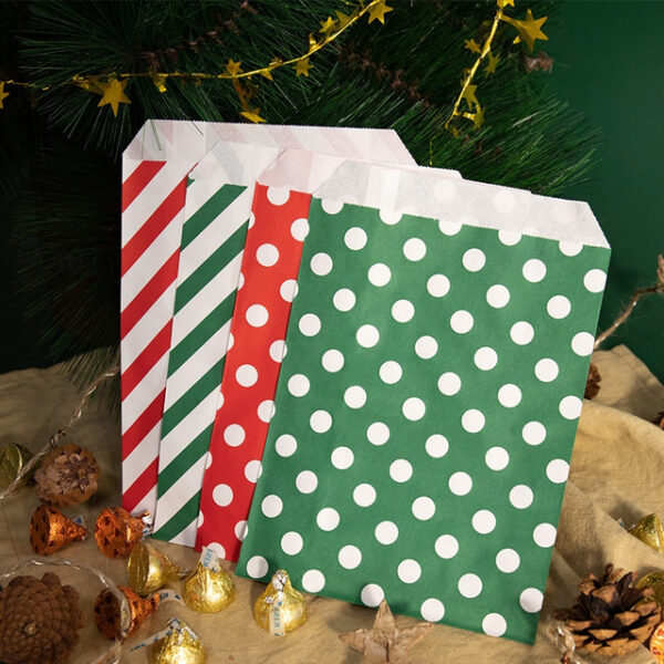 24pcs, Christmas Candy Bags, Red And Green Wavy Twill Kraft Paper Bags, Christmas Party Gift Bags, Including Sticker Sets, Navidad, Christmas Decorati