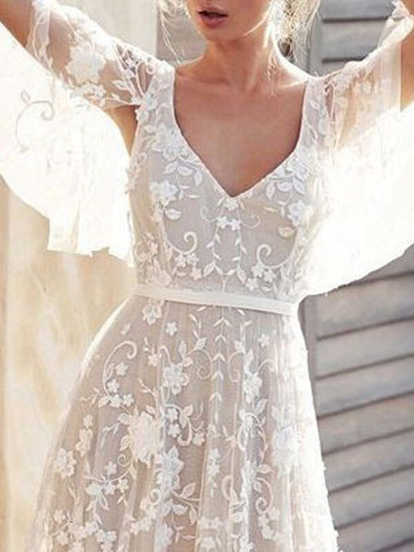 Women's Wedding Gown V-Neck Short Sleeve Floral Lace Appliqué Elegant Bridal Floor-Length Dress White Ethereal Sheer Overlay Spring Summer Ceremony 20